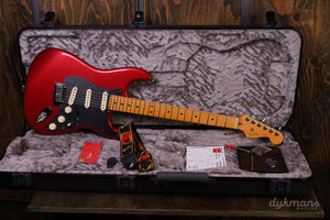 Fender American Ultra II Stratocaster Sinister Red