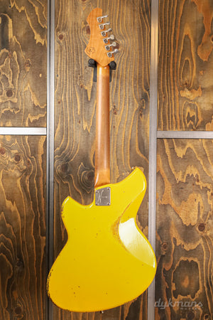 Novo Serus J Vandalism Yellow over '64 3-Tone Burst Dealer Limited