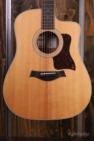 Taylor 210ce