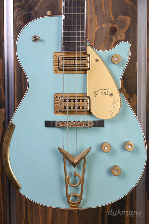 Gretsch Custom Shop 1959 White Penguin Faded Daphne Blue Heavy Relic