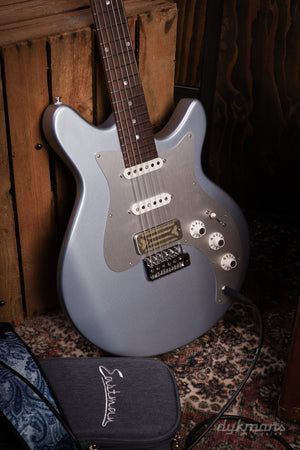 Eastman Fullertone DC'62 Ice Blue Metallic