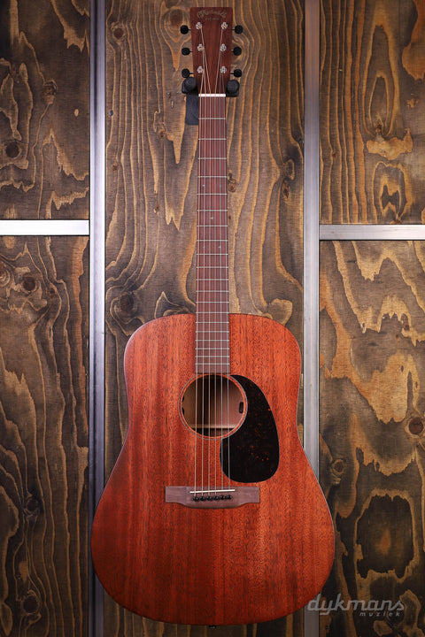 Martin D15e