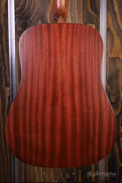 Martin D15e Road Series