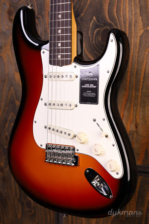 Fender Vintera III Late 60s Stratocaster 3 Tone Sunburst
