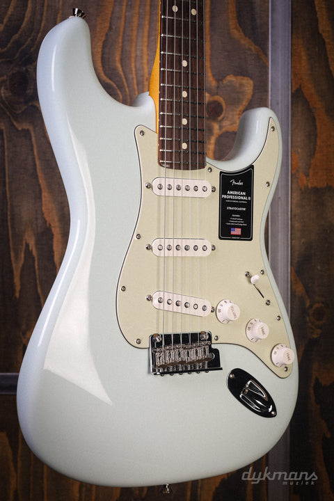 Fender American Professional II Sonic Blue Limited Edition