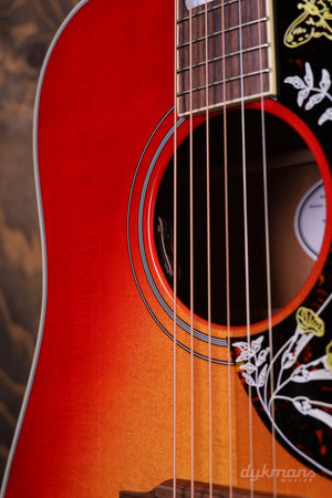 Gibson Hummingbird Standard Vintage Cherry Sunburst