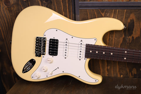 Suhr Classic S Vintage Yellow HSS