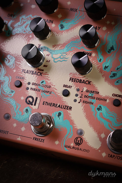 Walrus Audio Qi Etherealizer (Terracotta)