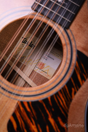 Taylor 352CE 12-String