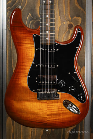 Fender Limited Edition American Ultra Stratocaster HSS Tiger's Eye