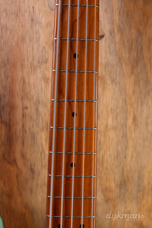 Sire Marcus Miller P5 5 String Mild Green