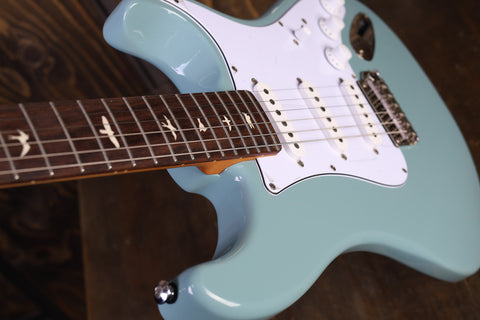 PRS SE Silver Sky Stone Blue